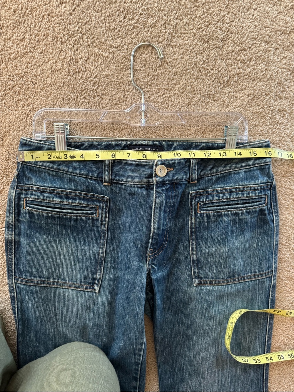 Banana Republic Women's Blue Denim Straight Leg Jeans - size 8 - Picture 7 of 8
